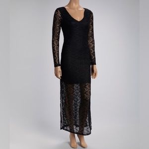 Mimi Chica | Black Lace Long-Sleeve Sheer-Overlay Dress